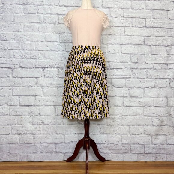 Avec les Filles Light Pink Bird Print Pleated Midi Skirt - Picture 6 of 8